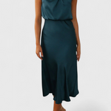 Rina - Eleganta Kleita ar Drapējumu