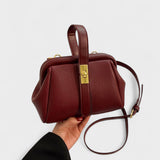 Daliborka – Retro elegances rokassoma